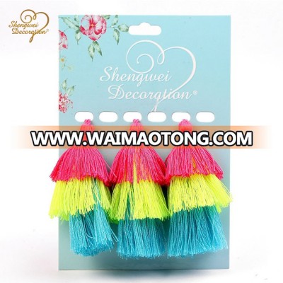 Top manufacturer fashion design customized three layer cotton tassel